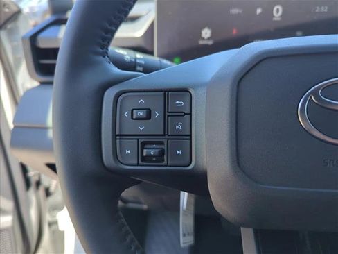New 2026 Toyota RAV4 XSE AWD/4WD image 18