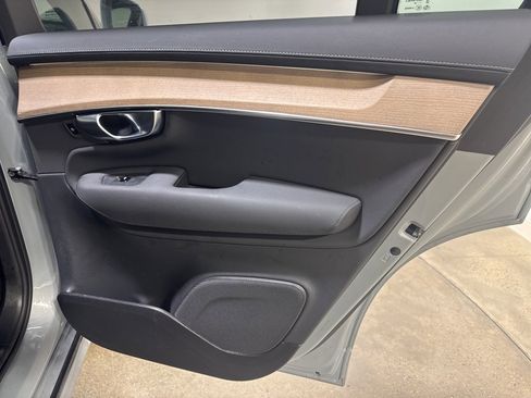 Used 2026 Volvo XC90 B6 Plus w/ Protection Package Premier image 23