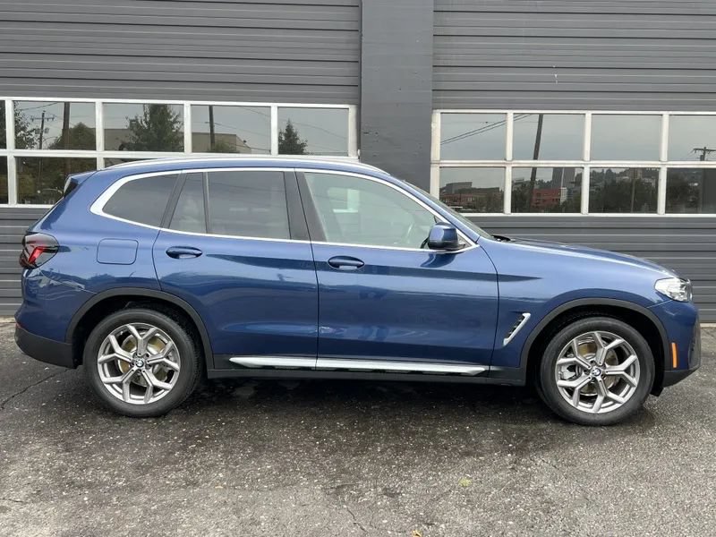 Used 2022 BMW X3 xDrive30i w/ Premium Package 2 AWD/4WD image 8