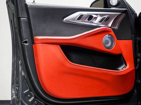 Used 2023 BMW XM image 45