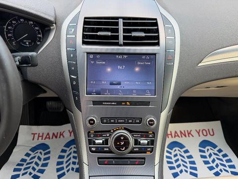 Used 2020 Lincoln MKZ FWD image 21