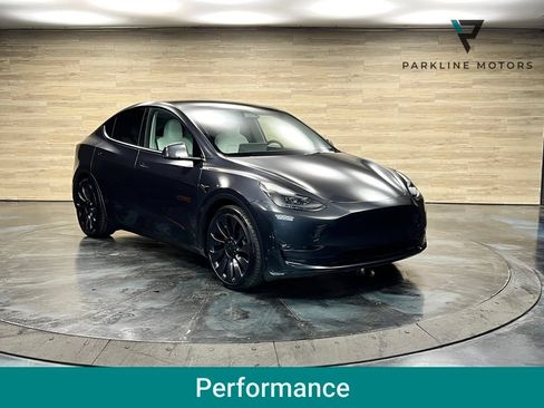 Used 2024 Tesla Model Y Performance AWD/4WD image 1