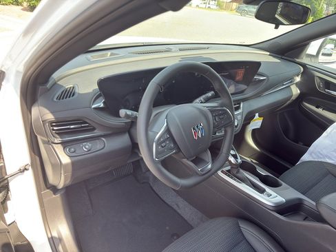 New 2025 Buick Envista Preferred w/ Convenience I Package image 22