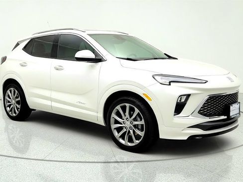 Used 2026 Buick Encore GX Avenir FWD image 3