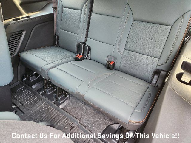 New 2027 GMC Yukon AT4 w/ AT4 Premium Package AWD/4WD image 22