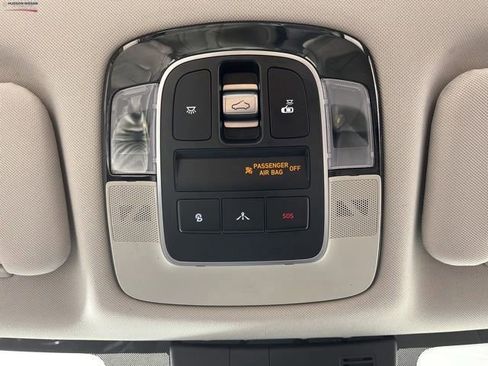 Used 2022 Hyundai Sonata Limited image 41