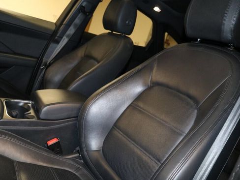 Used 2020 Jaguar E-PACE SE image 65