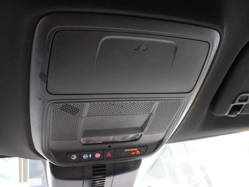 Used 2026 Chevrolet Traverse LT w/ Driver Confidence Package FWD image 50
