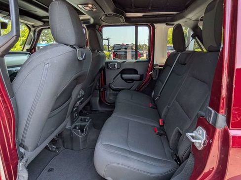 Used 2021 Jeep Wrangler Unlimited Sport AWD/4WD image 15