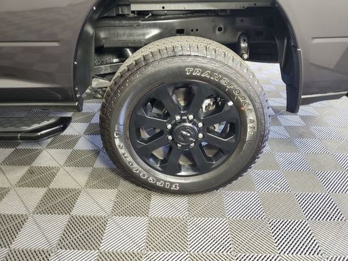Used 2025 RAM 2500 Big Horn AWD/4WD image 32