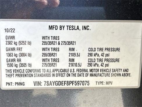 Used 2023 Tesla Model Y Long Range image 32