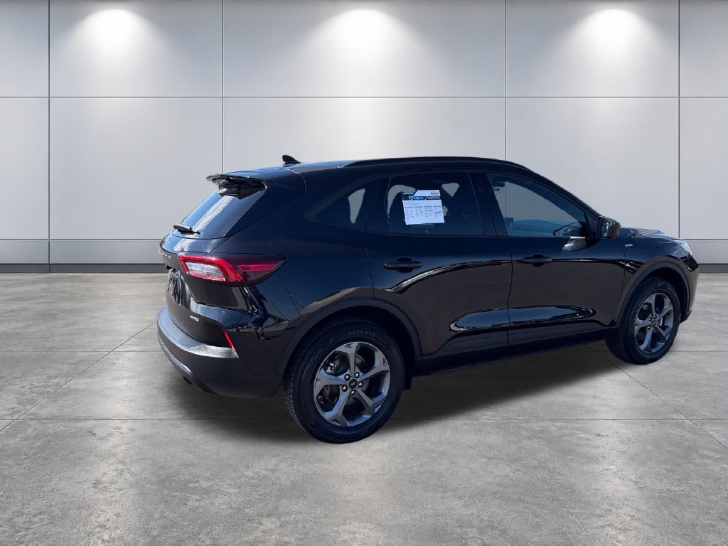 Used 2025 Ford Escape ST-Line AWD/4WD image 5