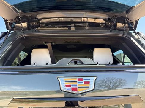 Used 2025 Cadillac Escalade V AWD/4WD image 10