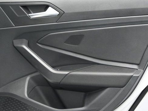 Used 2024 Volkswagen Jetta S image 11