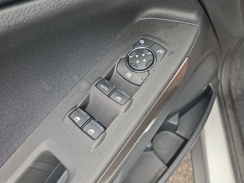 Used 2018 Ford EcoSport SE image 16