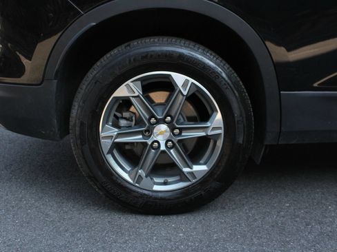 Used 2023 Chevrolet Blazer LT w/ Convenience Package FWD image 5