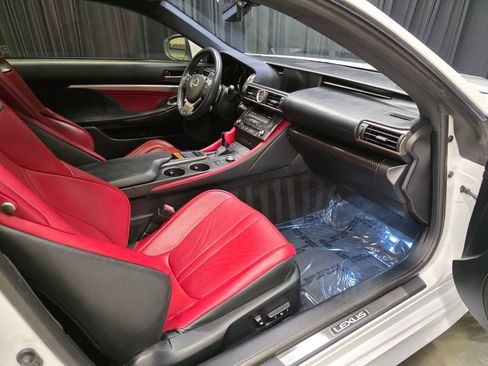 Used 2015 Lexus RC F w/ Premium Package RWD image 32