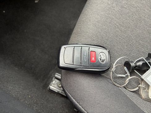 Used 2025 Toyota Camry LE image 22