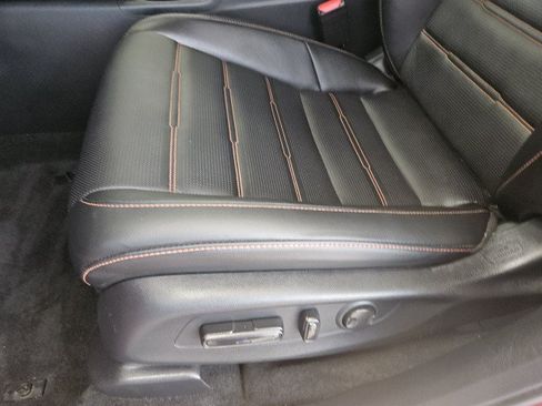 Used 2025 Honda CR-V Sport-L image 32