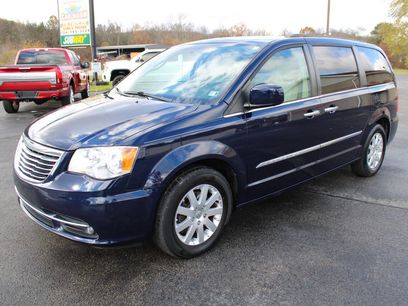 Used 2015 Chrysler Town & Country Touring w/ Driver Convenience Group