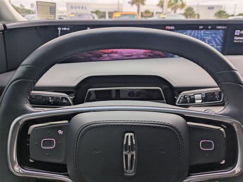 Used 2024 Lincoln Nautilus Premier w/ Equipment Group 102A image 35