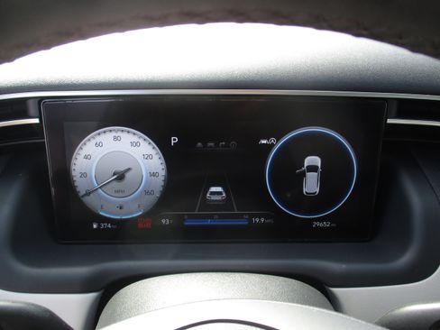 Used 2022 Hyundai Tucson Limited w/ Cargo Package FWD image 18