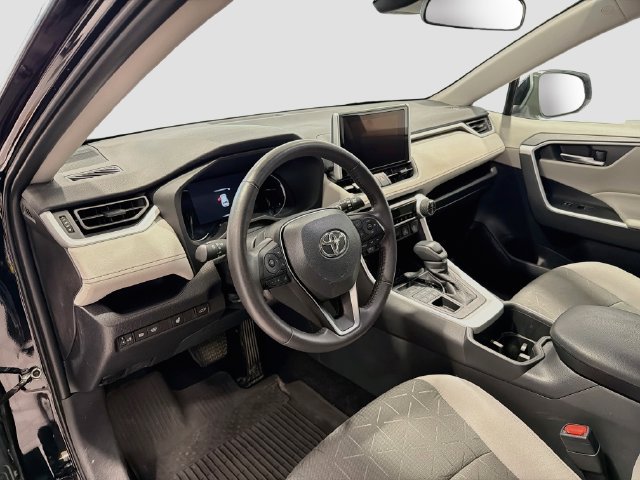 Certified 2025 Toyota RAV4 XLE w/ Convenience Package AWD/4WD image 8