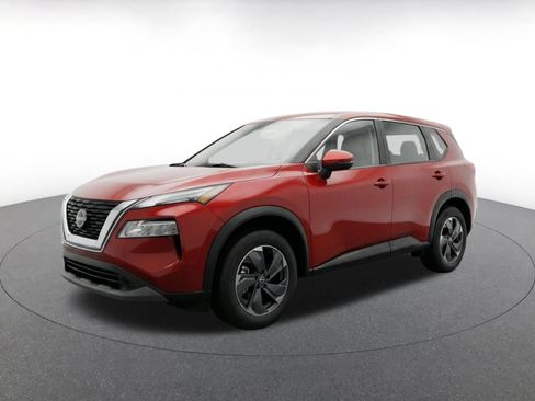Used 2025 Nissan Rogue SV AWD/4WD image 7