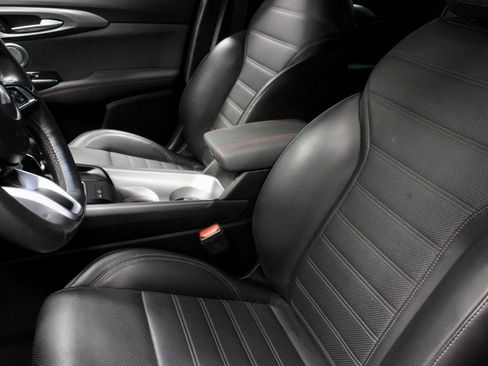 Used 2024 Dodge Hornet R/T Plus w/ Tech Pack Plus w/o Parking AWD/4WD image 24