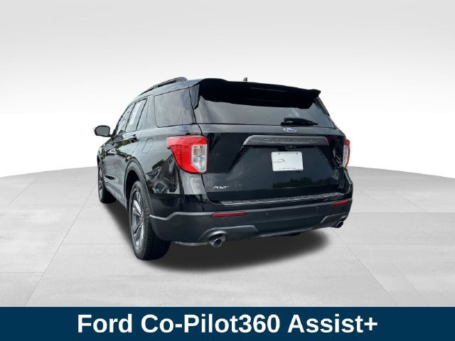 Used 2022 Ford Explorer XLT w/ Equipment Group 202A RWD image 3