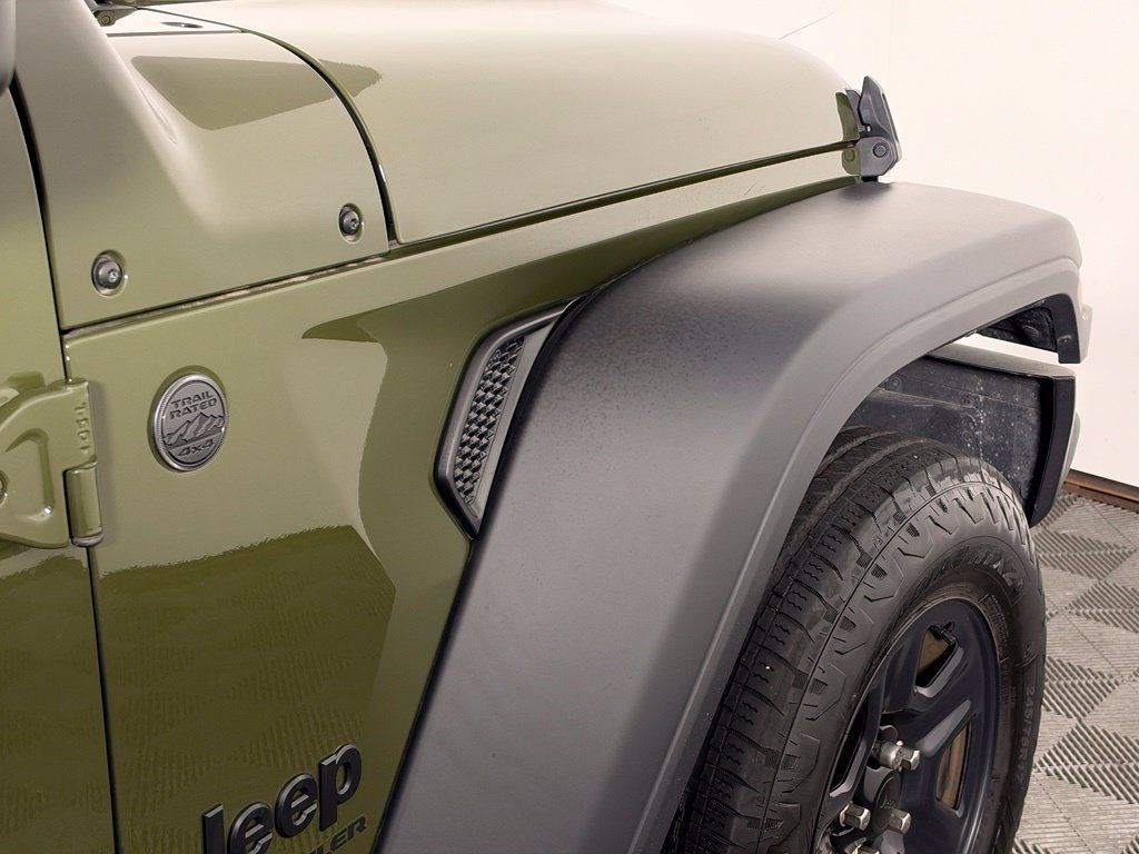 Used 2024 Jeep Wrangler Sport AWD/4WD image 13