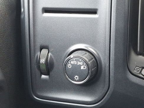 Used 2019 Chevrolet Silverado 1500 Custom w/ LPO, Essentials Package image 21