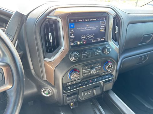 Used 2021 Chevrolet Silverado 2500 High Country AWD/4WD image 15