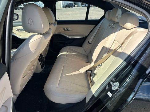 Used 2021 BMW 330i Sedan w/ Premium Package RWD image 13