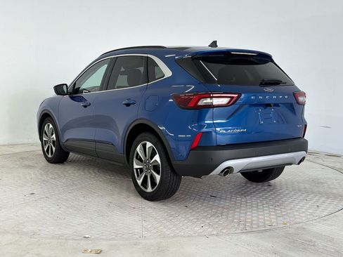 Used 2023 Ford Escape Platinum w/ Premium Technology Package FWD image 3