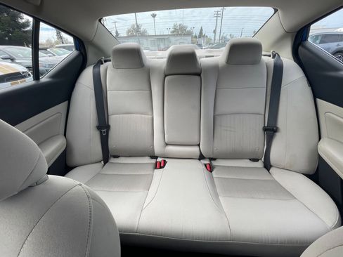 Used 2025 Nissan Altima 2.5 SV image 38