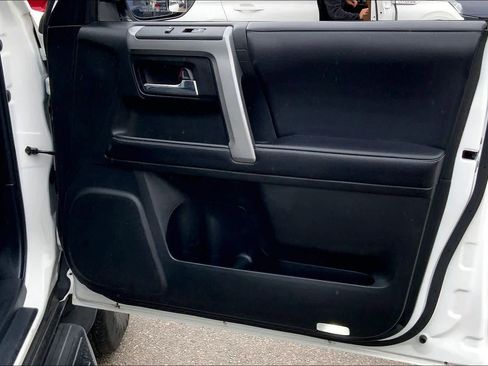 Used 2019 Toyota 4Runner SR5 Premium image 22