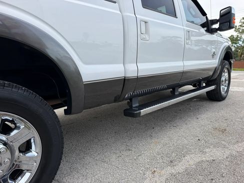 Used 2015 Ford F250 Lariat w/ Chrome Package AWD/4WD image 35