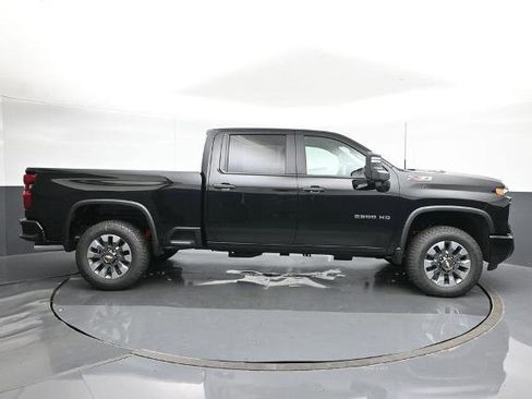 New 2025 Chevrolet Silverado 2500 Custom w/ Custom Value Package image 6