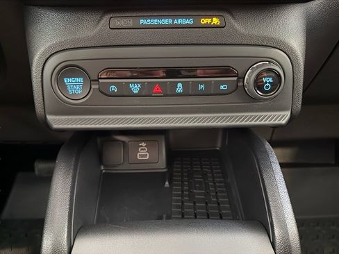 Certified 2025 Ford Bronco Sport Outer Banks w/ Outer Banks Tech Package+ AWD/4WD image 23