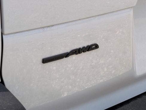 New 2026 Subaru Outback Premium AWD/4WD image 32
