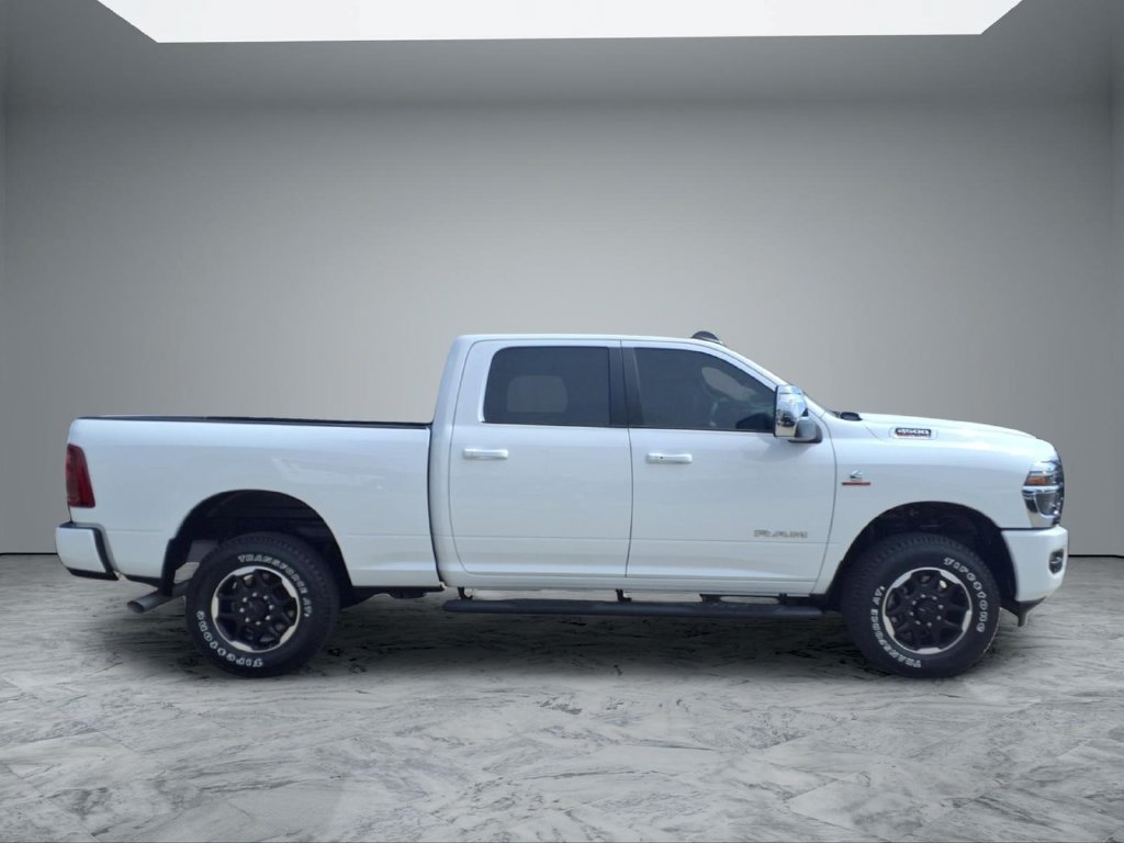 Used 2026 RAM 2500 Laramie AWD/4WD image 8