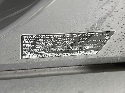 Used 2023 Volkswagen Atlas SEL R-Line image 33