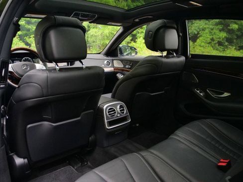 Used 2015 Mercedes-Benz S 550 4MATIC Sedan image 34