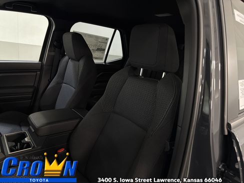 New 2026 Toyota 4Runner SR5 image 13