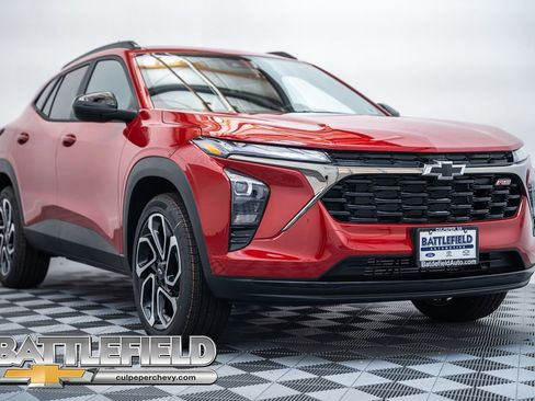 New 2026 Chevrolet Trax RS w/ Sunroof Package FWD image 1