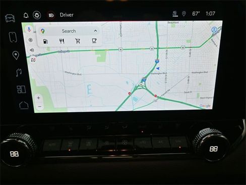 Used 2025 GMC Canyon Denali image 7