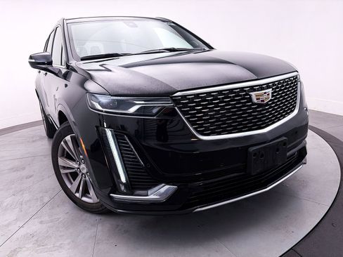 Used 2023 Cadillac XT6 Premium Luxury AWD/4WD image 10