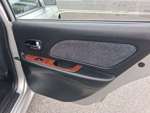 Used 2004 Hyundai Sonata FWD image 20
