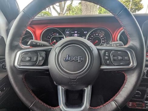 Used 2021 Jeep Wrangler Unlimited Rubicon AWD/4WD image 15